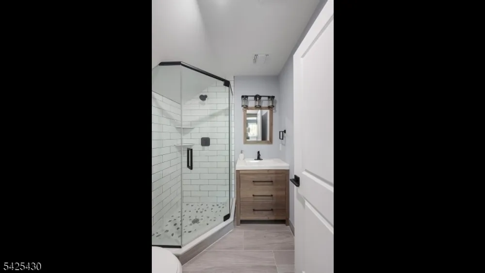 184 Baltimore Ave, Cranford, NJ 07016