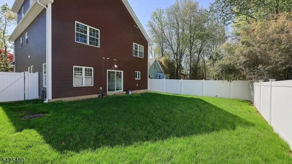 184 Baltimore Ave, Cranford, NJ 07016