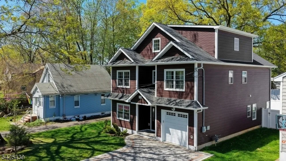 184 Baltimore Ave, Cranford, NJ 07016
