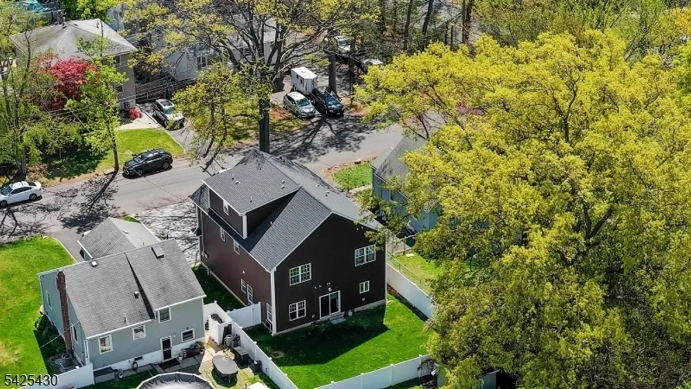 184 Baltimore Ave, Cranford, NJ 07016