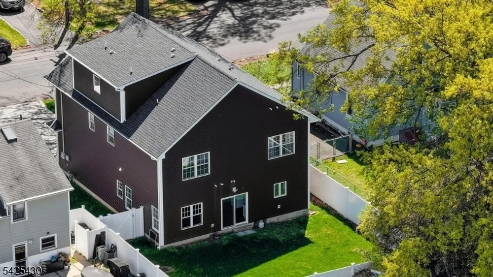 184 Baltimore Ave, Cranford, NJ 07016