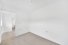 Kingfisher Drive, Northampton, Upton