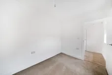 Kingfisher Drive, Northampton, Upton