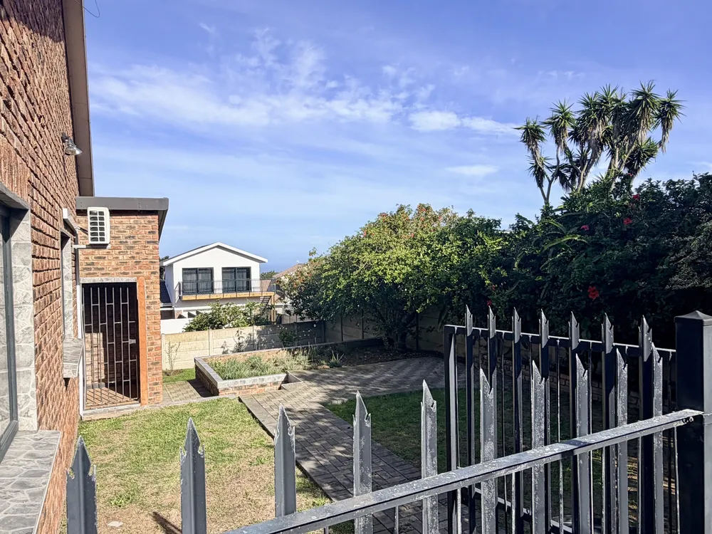 South Africa, Western Cape, Dana Bay, A. Africana Street, 25
