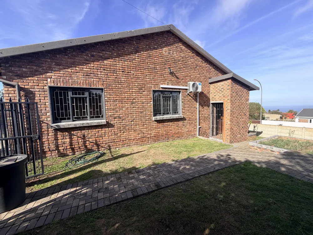 South Africa, Western Cape, Dana Bay, A. Africana Street, 25