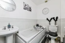 Salisbury Mews, Tingley, WAKEFIELD
