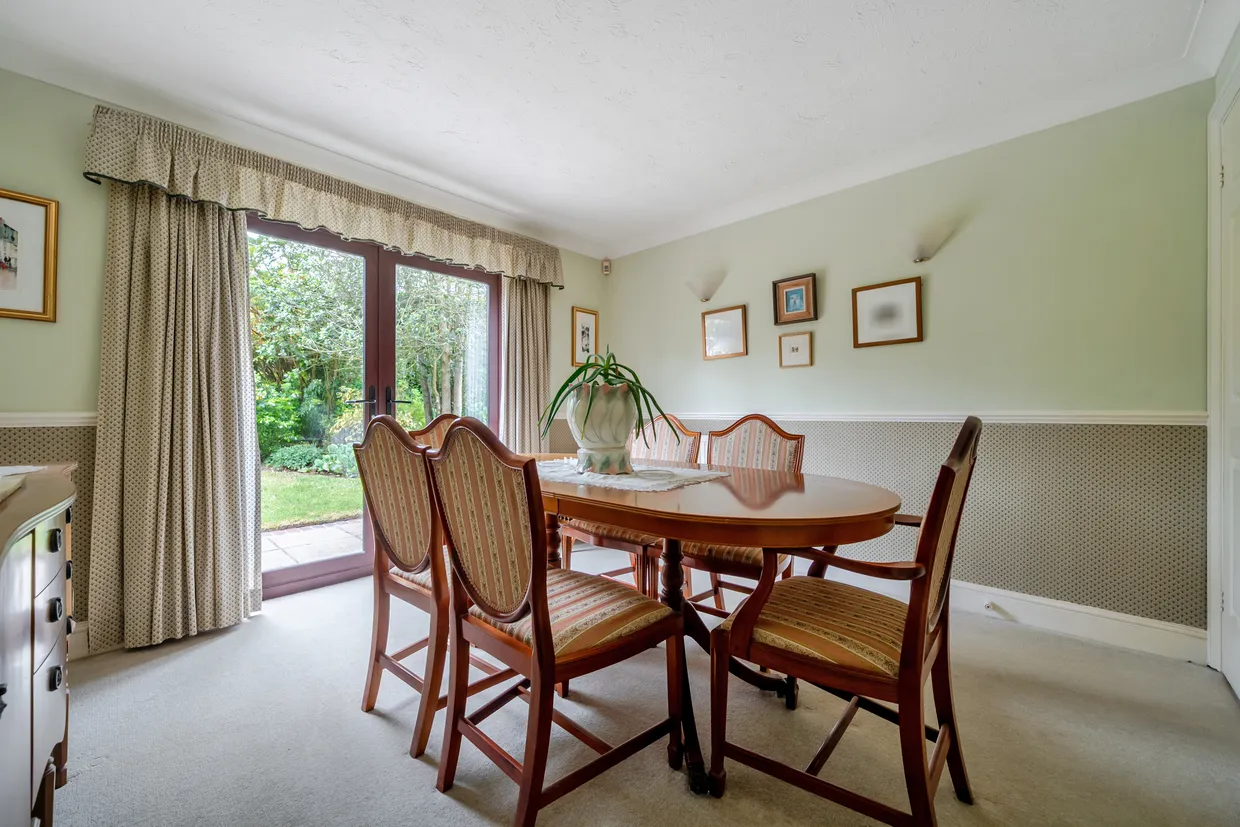 Mountain Ash, Marlow, SL7 photo 2