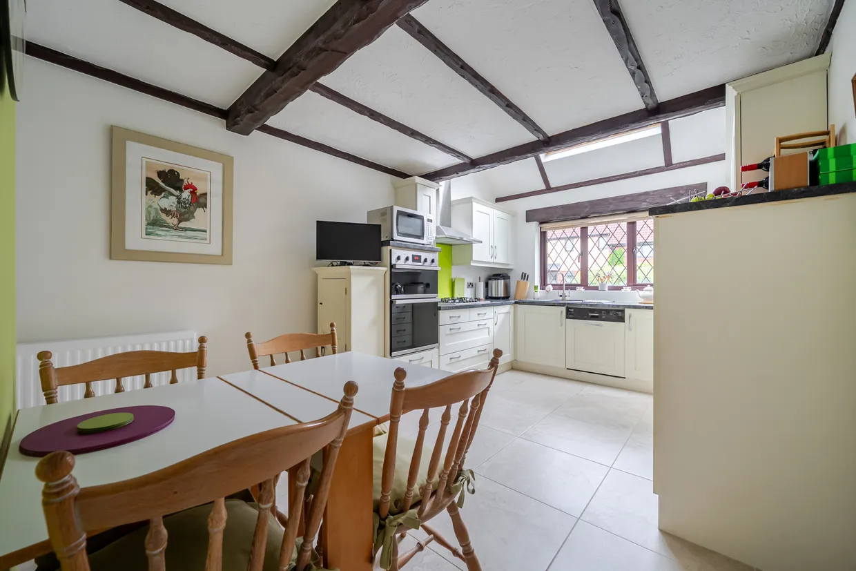 Mountain Ash, Marlow, SL7 photo 3