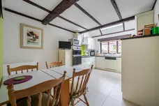 Mountain Ash, Marlow, SL7 photo 3