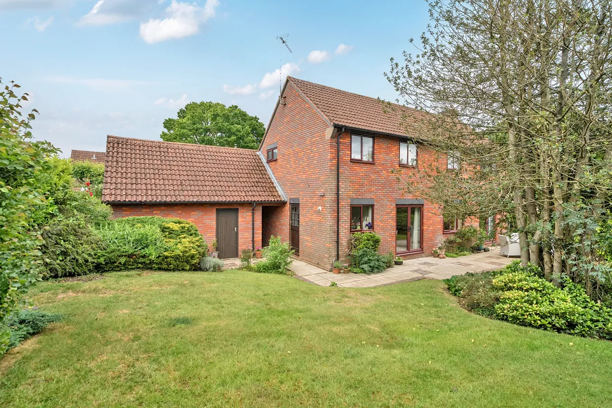 Mountain Ash, Marlow, SL7 photo 7