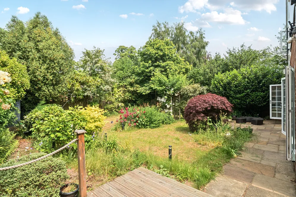 Waverley Road, Farnborough, GU14 photo 7