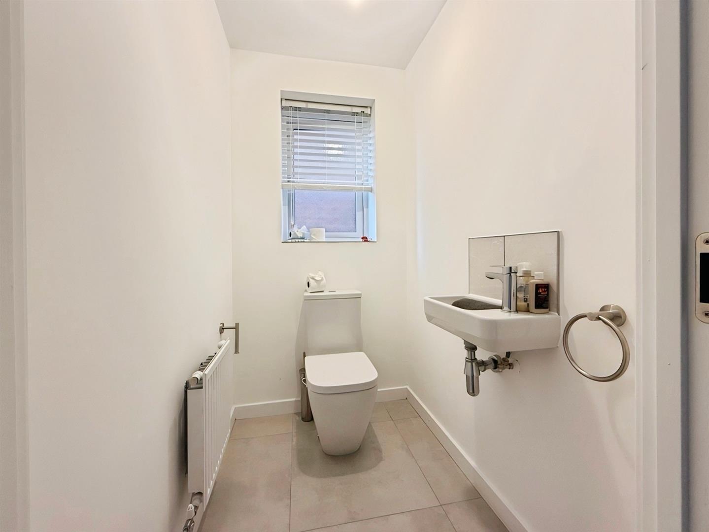 Topaz Gardens, Newhall, Swadlincote Image 8