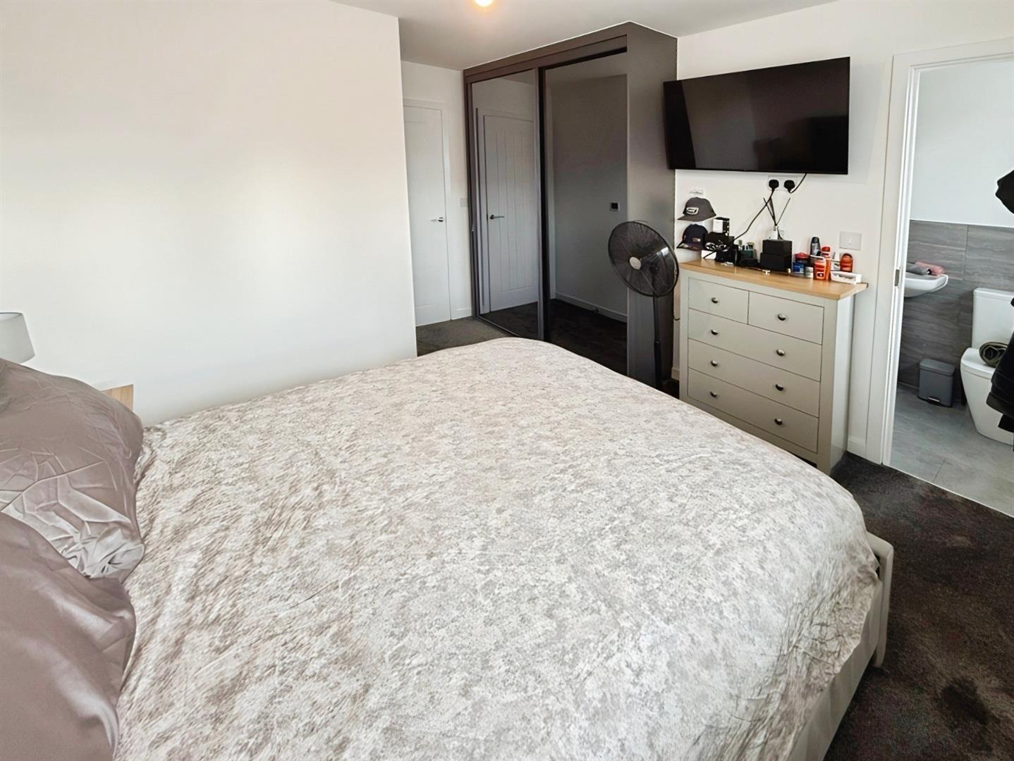 Topaz Gardens, Newhall, Swadlincote Image 10