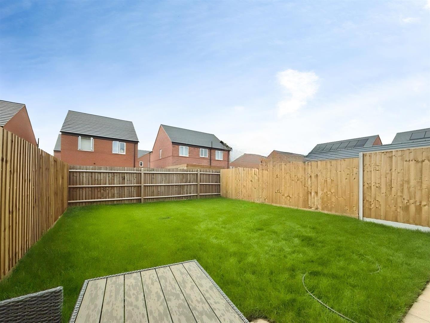 Topaz Gardens, Newhall, Swadlincote Image 16
