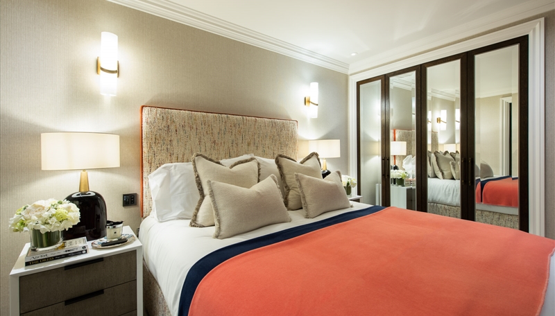 Ground Floor Three Bedroom Apartment To Let - Kensington, W8 Image 8