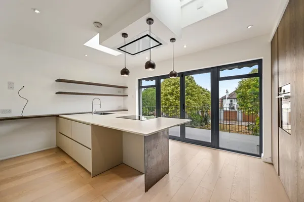 Randall Avenue, London, NW2