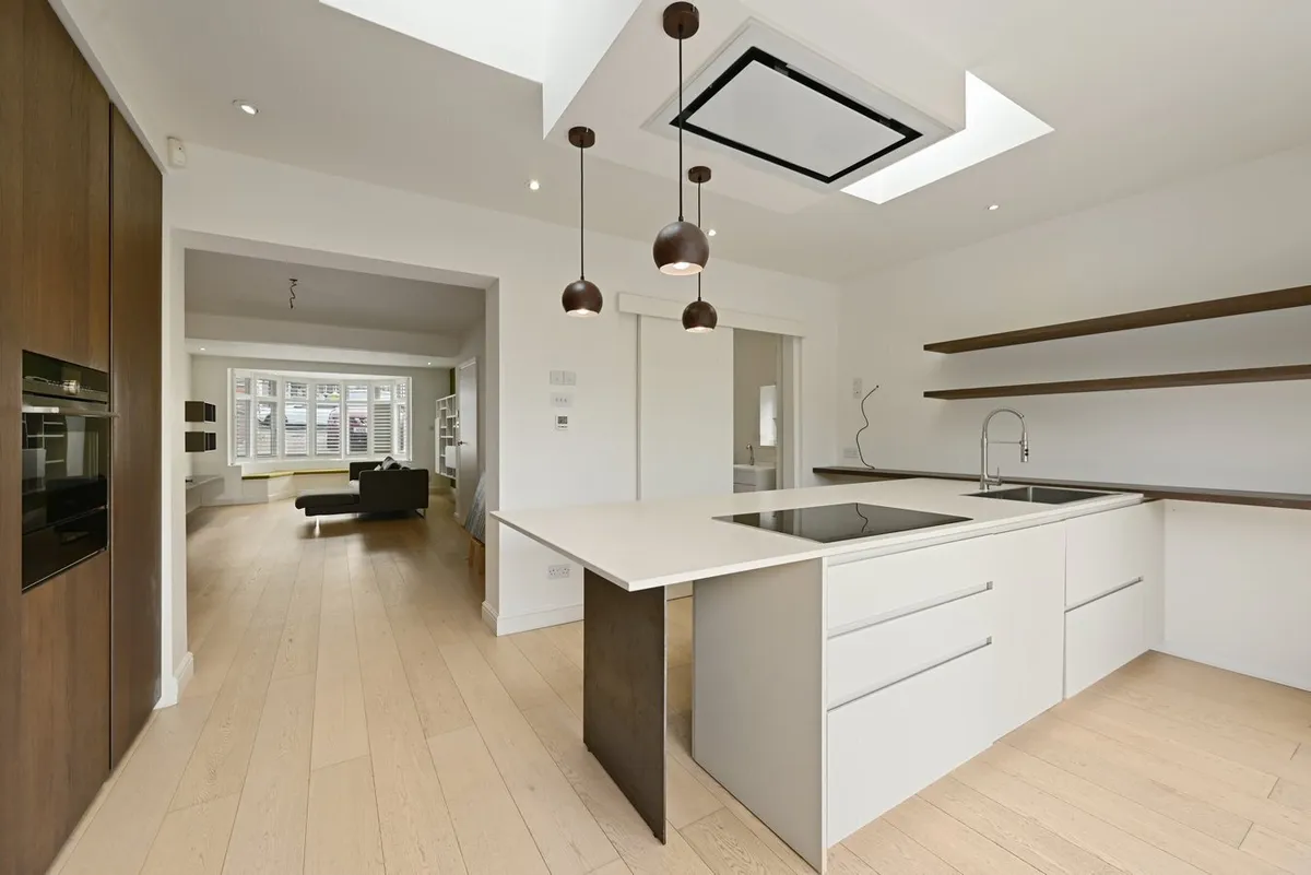 Randall Avenue, London, NW2