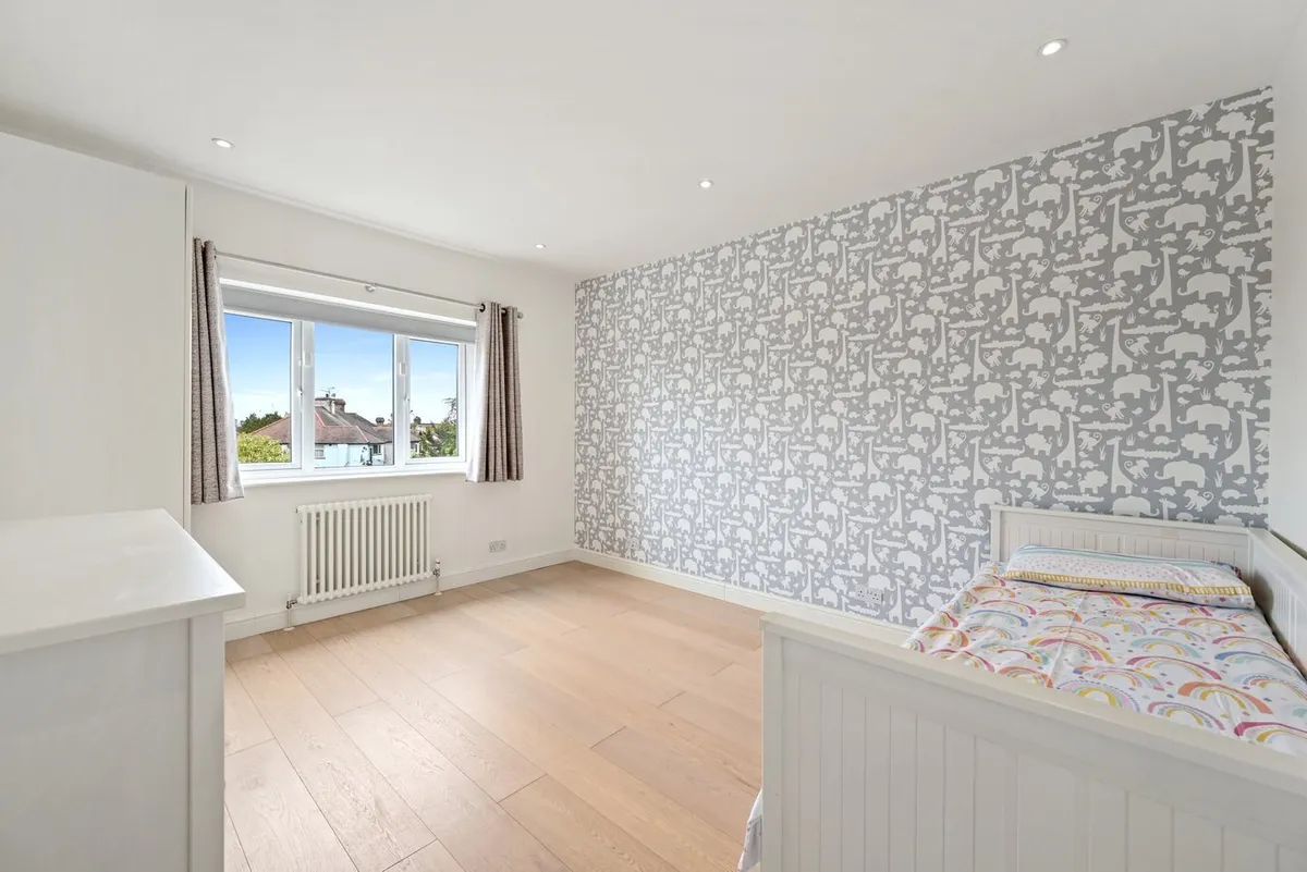 Randall Avenue, London, NW2