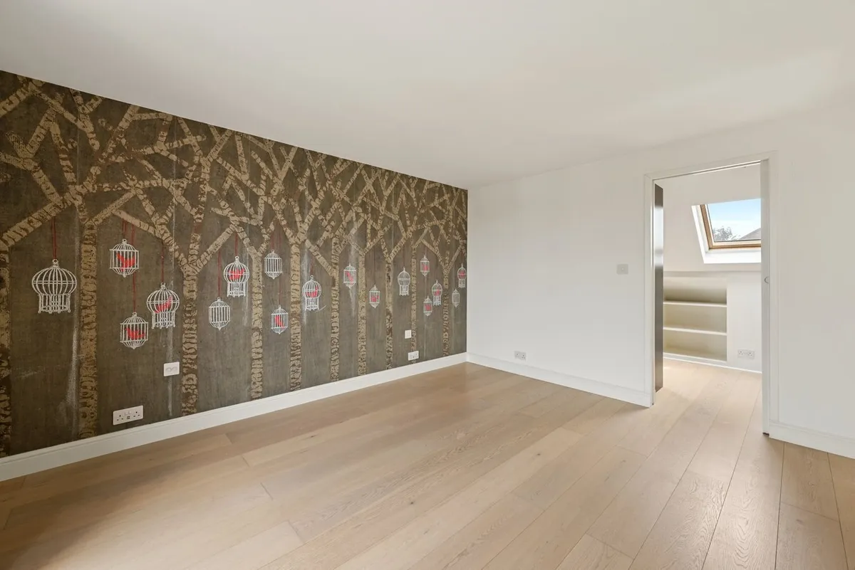 Randall Avenue, London, NW2