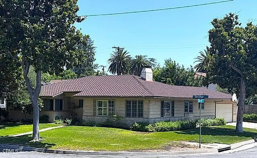 156 W Arthur Ave, Arcadia, CA 91007