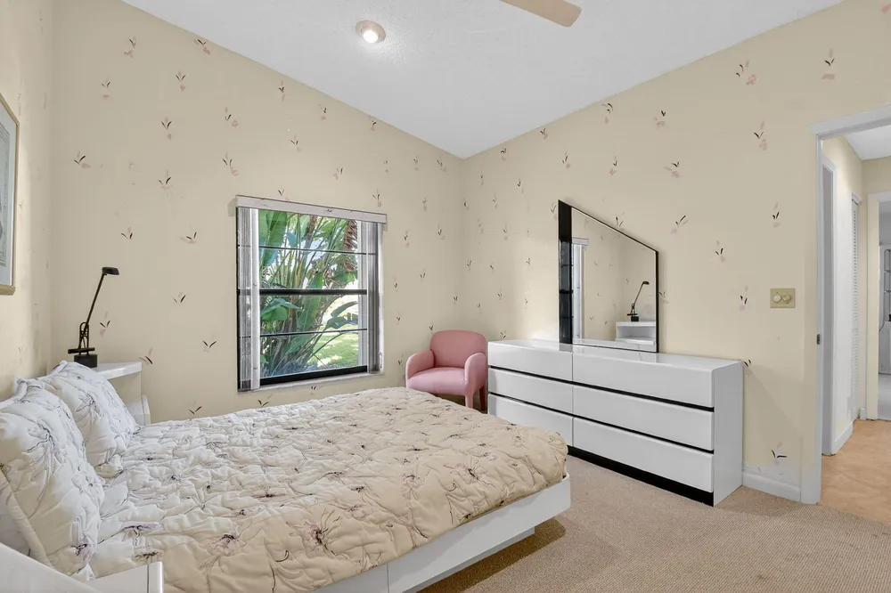 4698 Sextant Circle, Boynton Beach, FL 33436