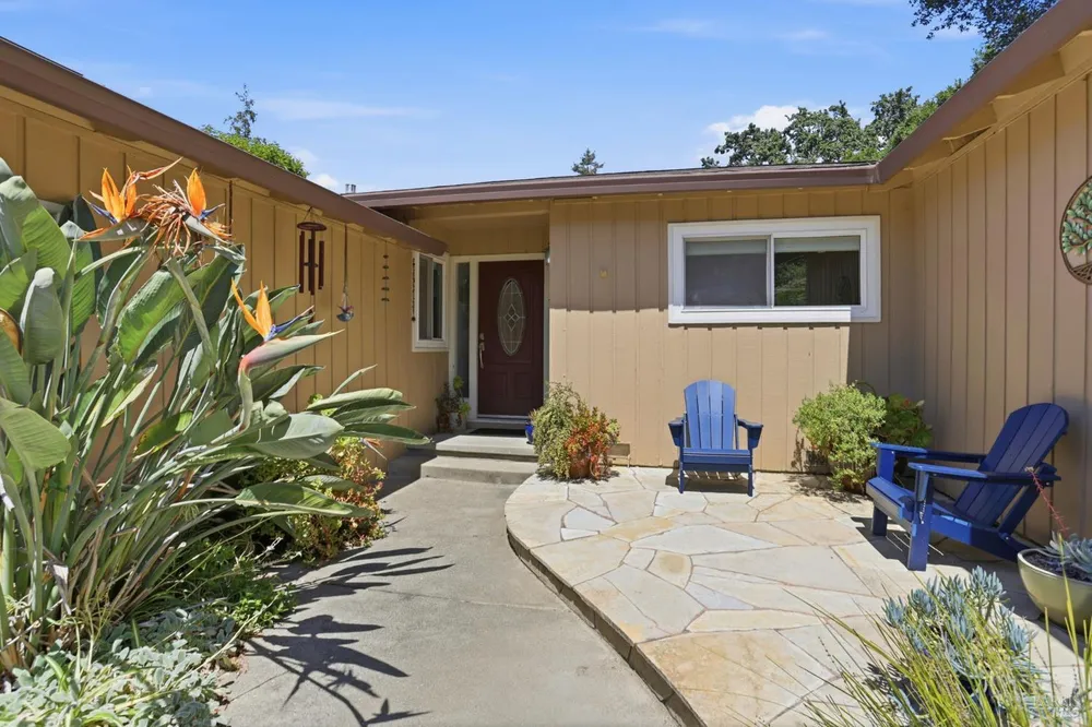3 Tilden Dr, Novato, CA 94947
