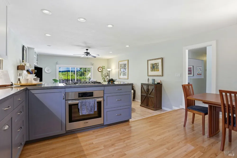 3 Tilden Dr, Novato, CA 94947