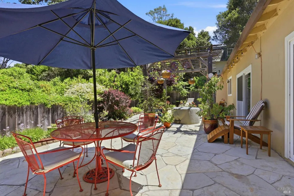 3 Tilden Dr, Novato, CA 94947