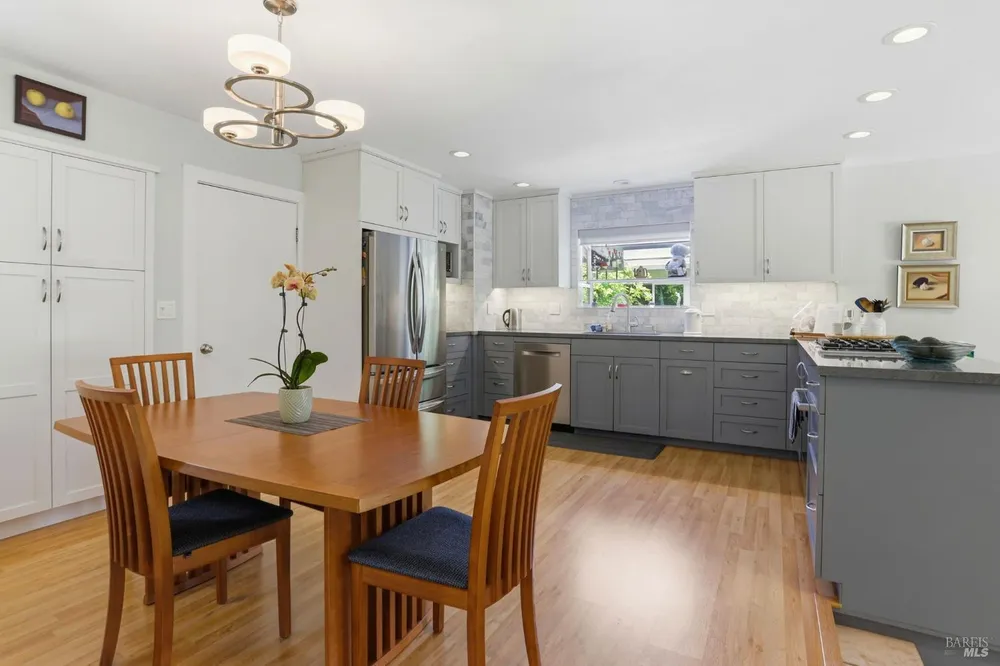 3 Tilden Dr, Novato, CA 94947
