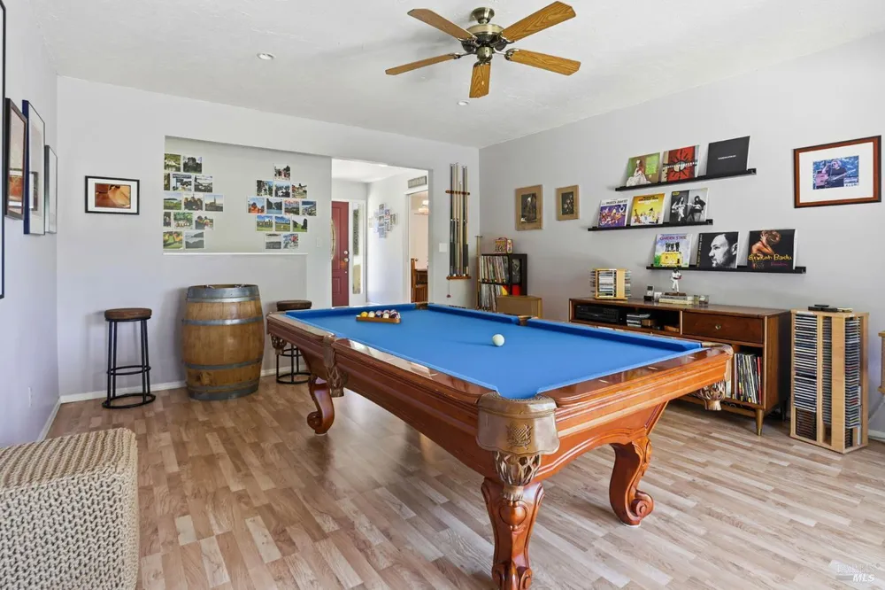 3 Tilden Dr, Novato, CA 94947