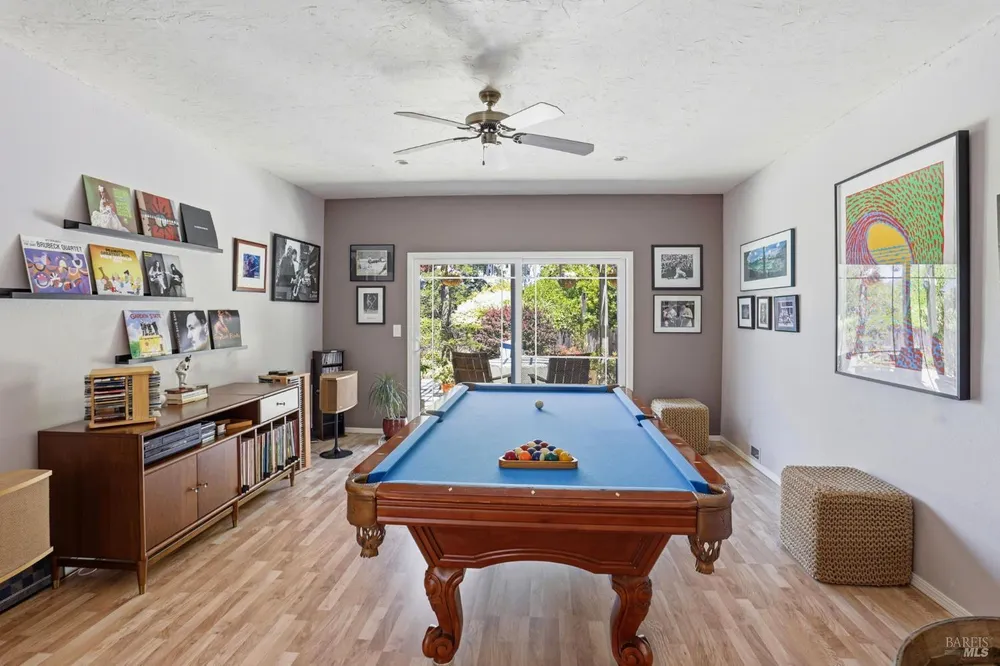 3 Tilden Dr, Novato, CA 94947