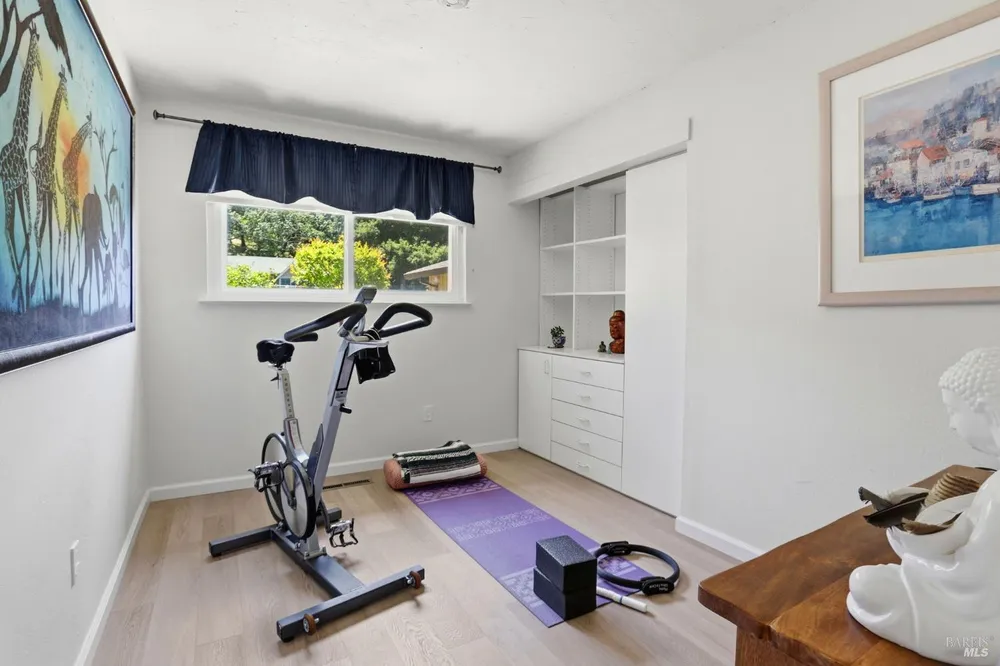 3 Tilden Dr, Novato, CA 94947