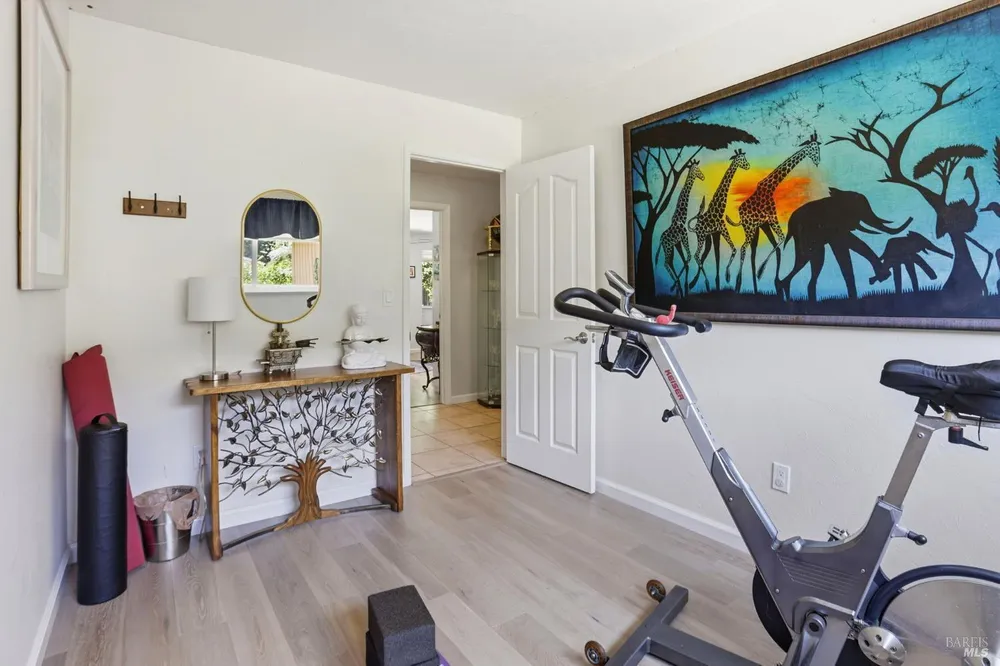 3 Tilden Dr, Novato, CA 94947
