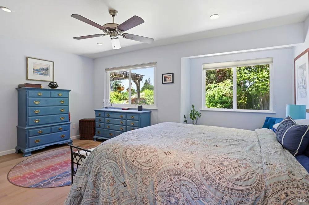 3 Tilden Dr, Novato, CA 94947