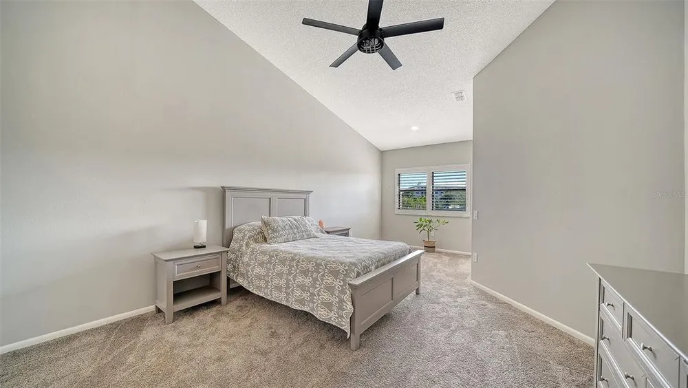 5260 Heron Way, Sarasota, FL 34231