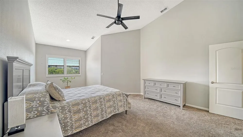 5260 Heron Way, Sarasota, FL 34231