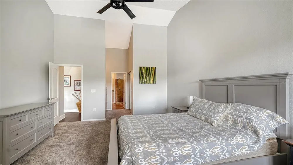 5260 Heron Way, Sarasota, FL 34231