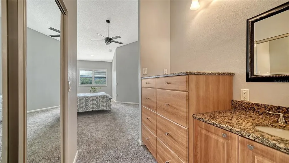 5260 Heron Way, Sarasota, FL 34231