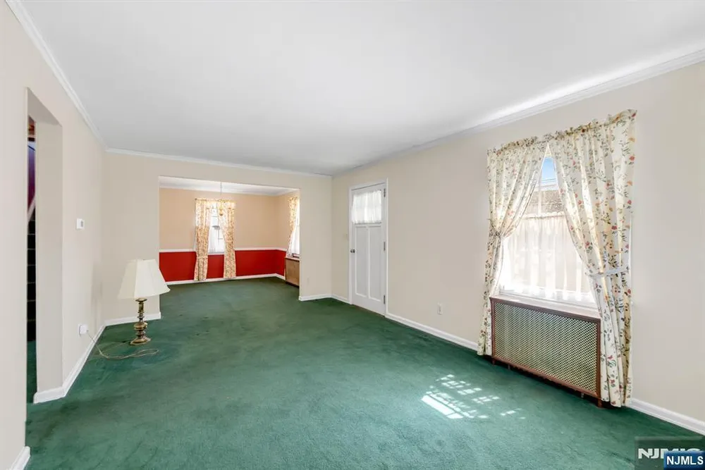 229 Cedar Ln, River Vale, NJ 07675