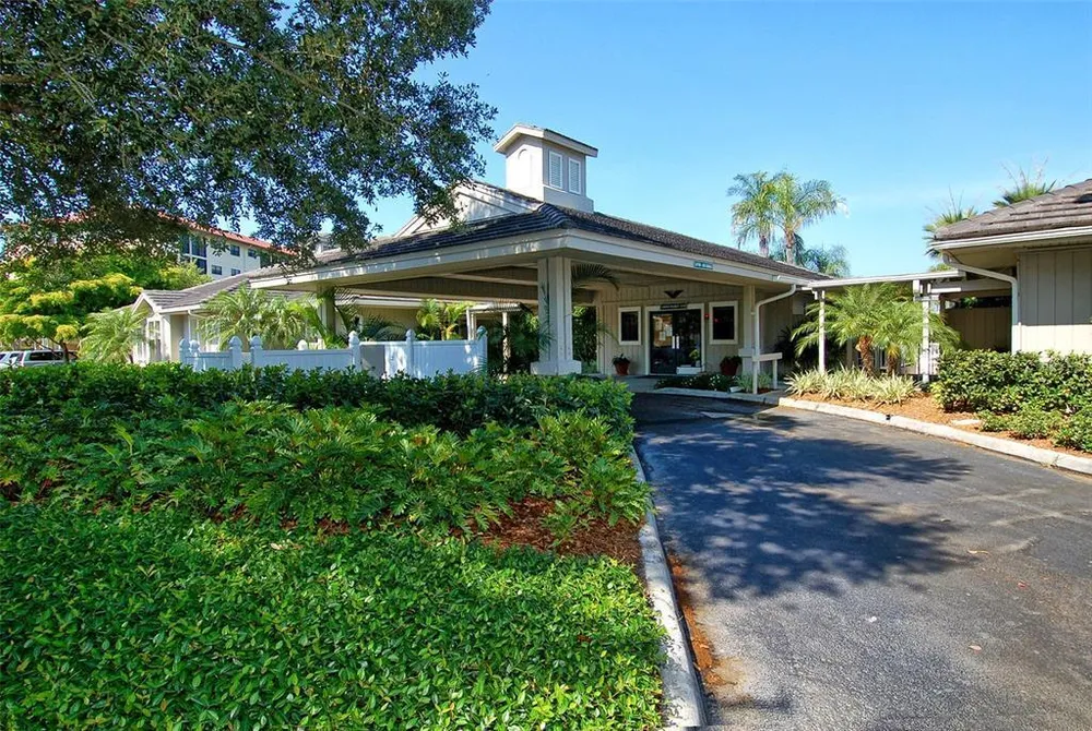 5260 Heron Way, Sarasota, FL 34231