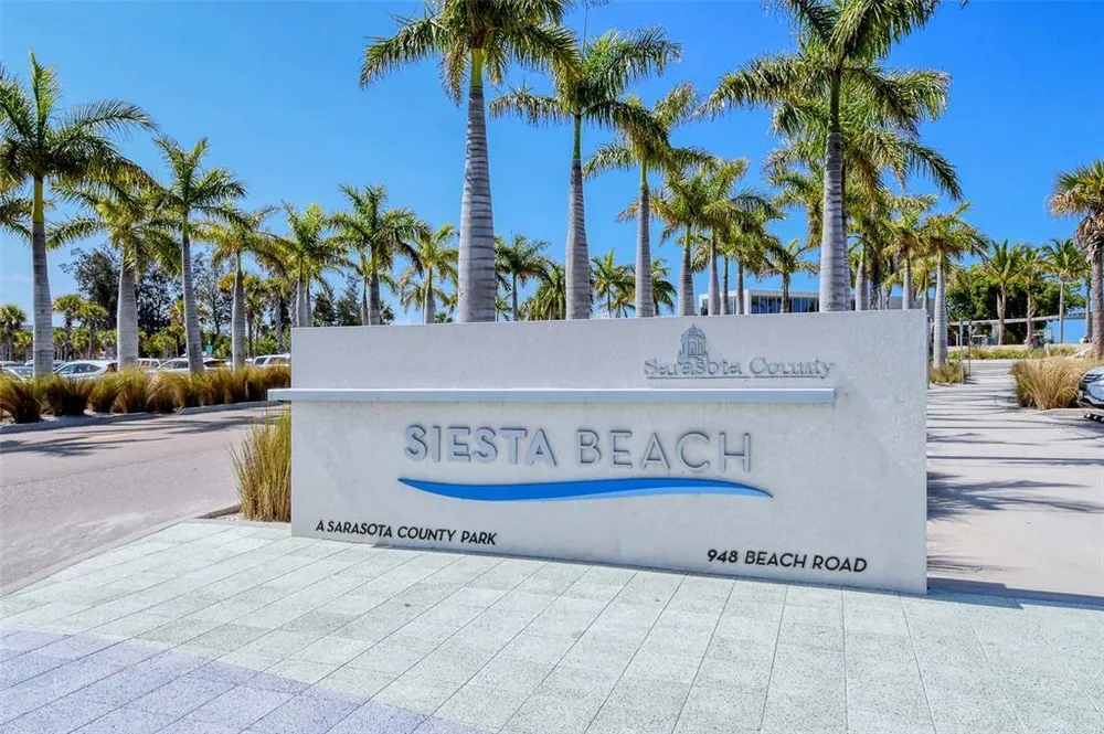 5260 Heron Way, Sarasota, FL 34231