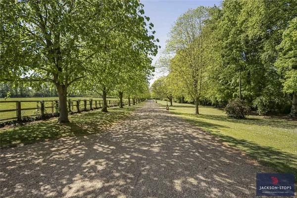 School Road, Moulton, CB8 photo 6