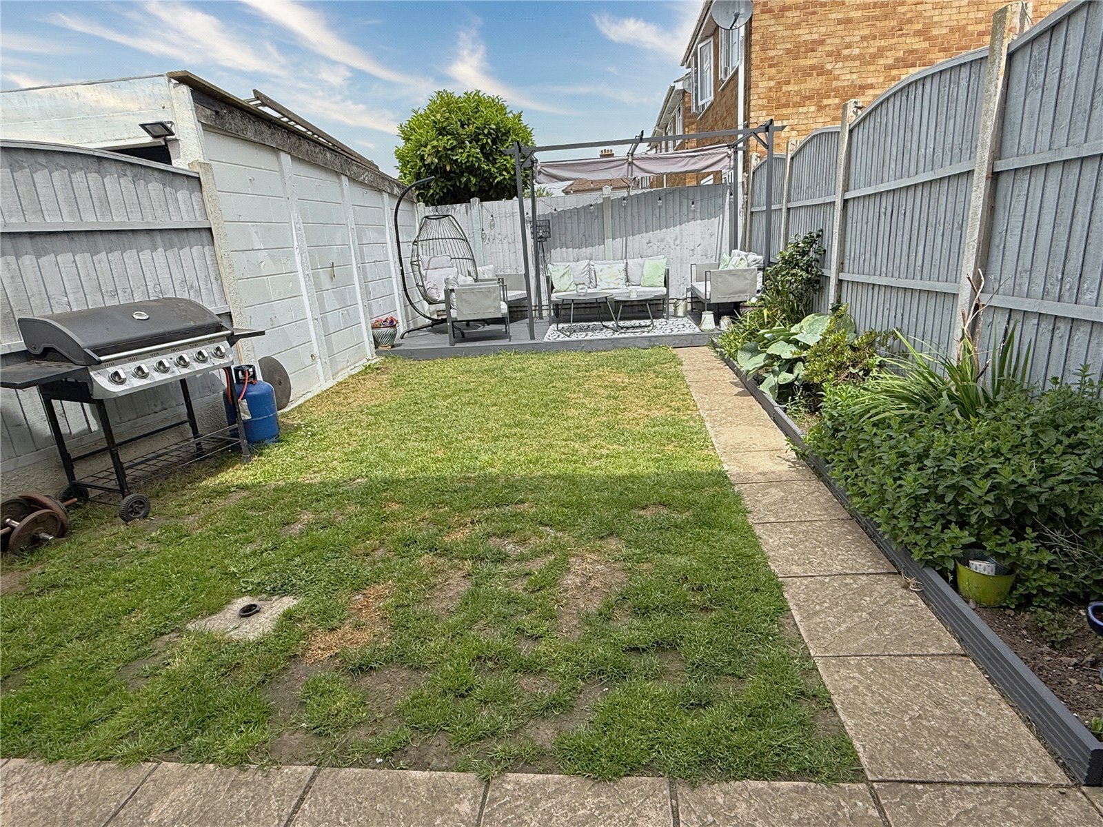 Halt Drive, Linford, Stanford-le-Hope, Essex, SS17 Image 18