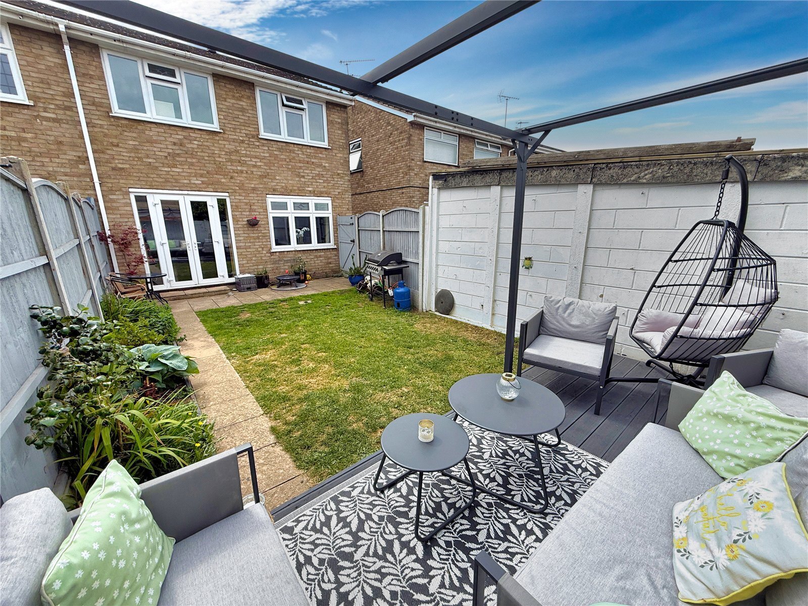 Halt Drive, Linford, Stanford-le-Hope, Essex, SS17 Image 19