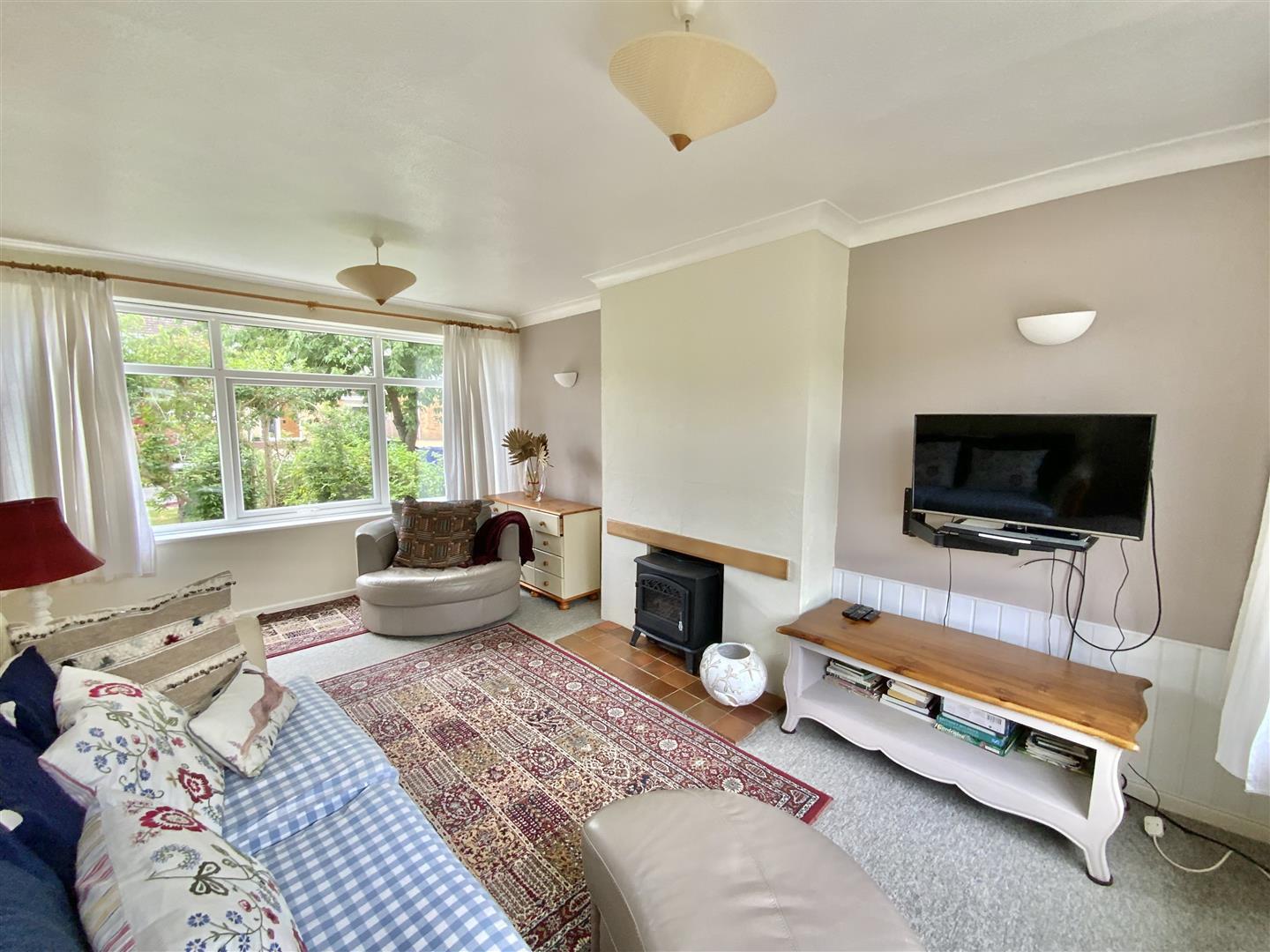Eastfield Crescent, Yardley Gobion, Towcester Image 2