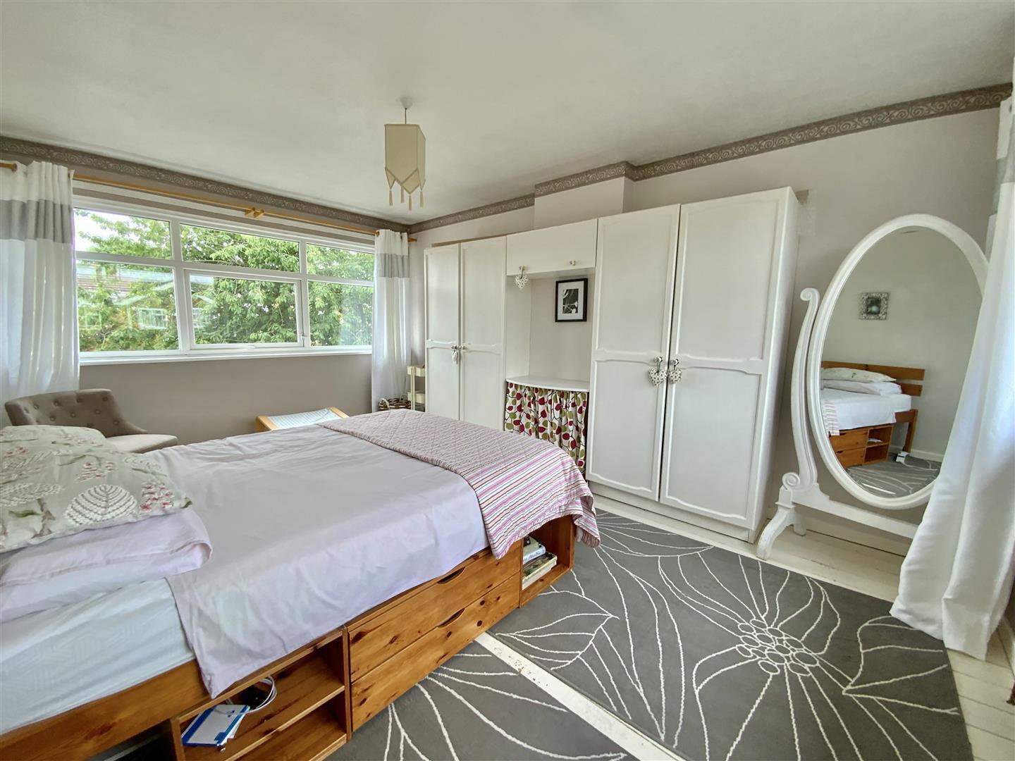 Eastfield Crescent, Yardley Gobion, Towcester Image 7