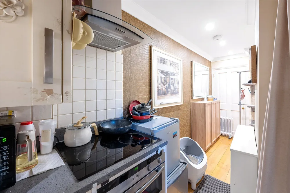 Barons Court Road, London, W14