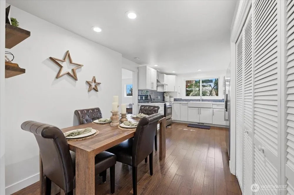2804 EAST HOWELL STREET, Seattle, WA 98122