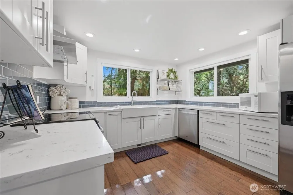 2804 EAST HOWELL STREET, Seattle, WA 98122