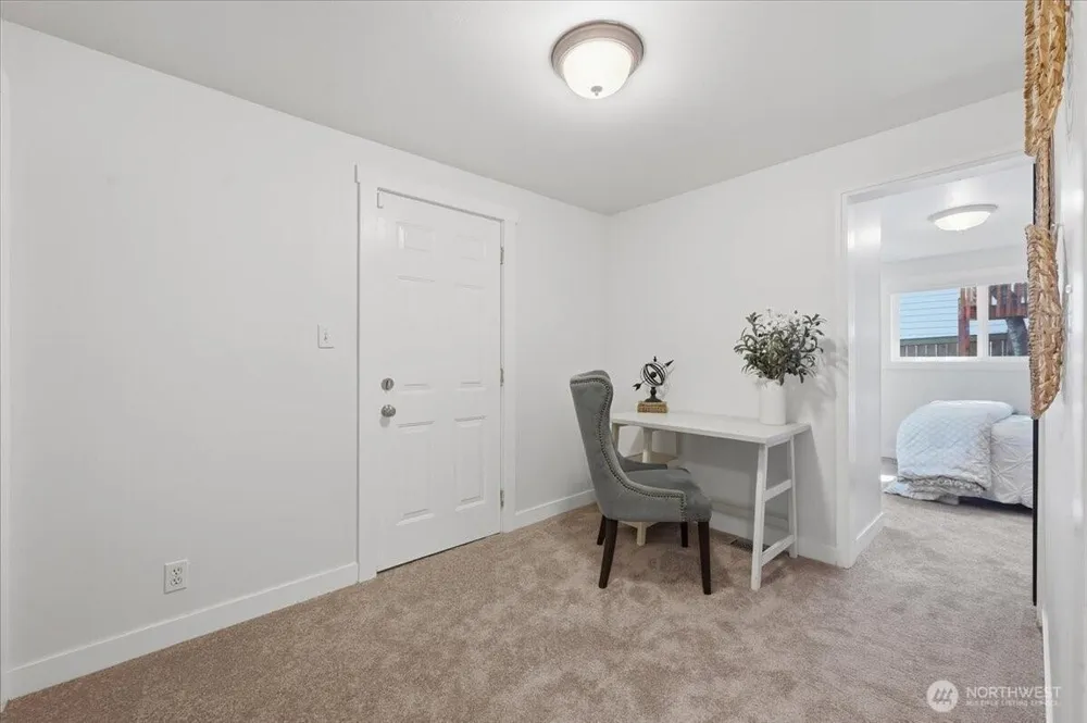 2804 EAST HOWELL STREET, Seattle, WA 98122